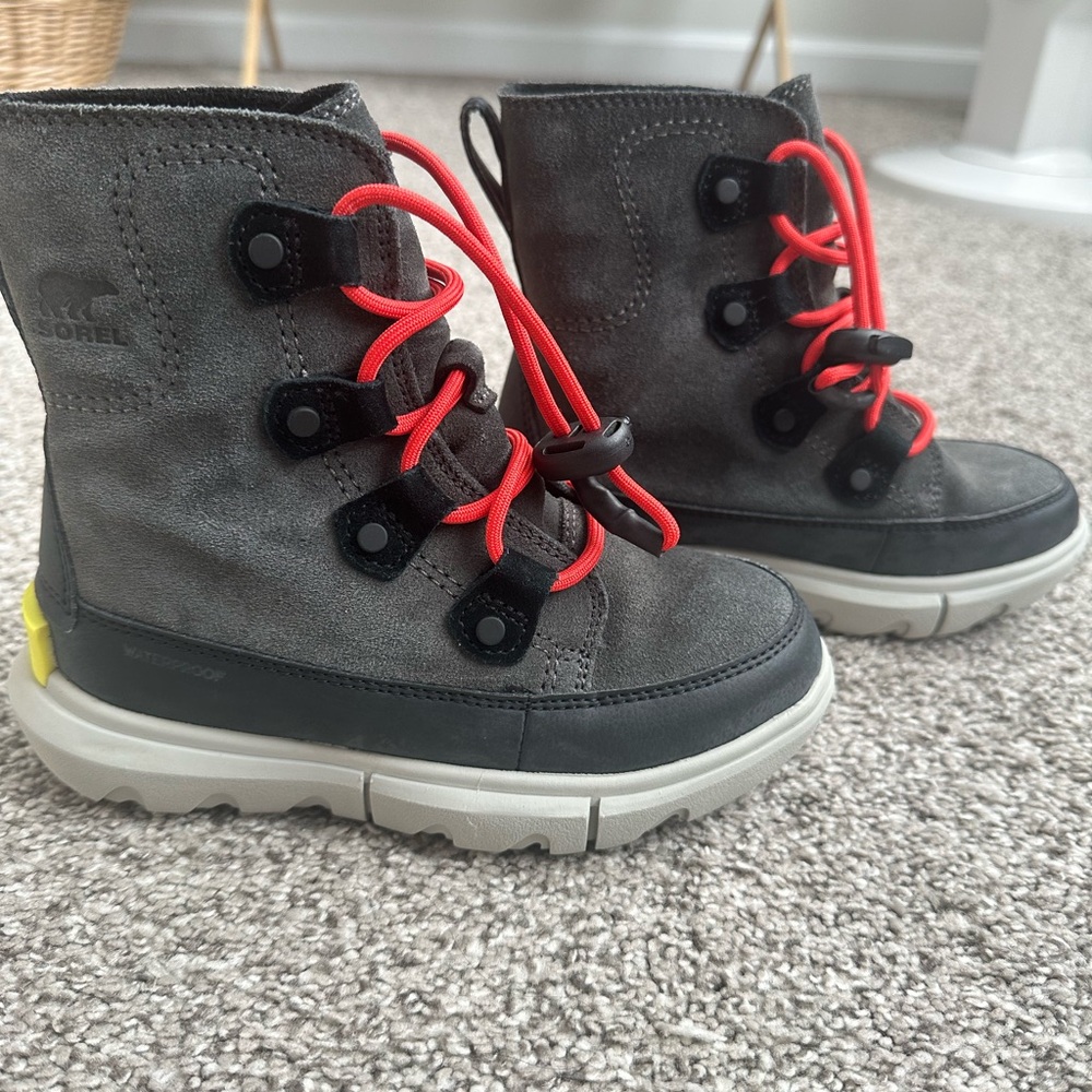 Boys Sorel boots.